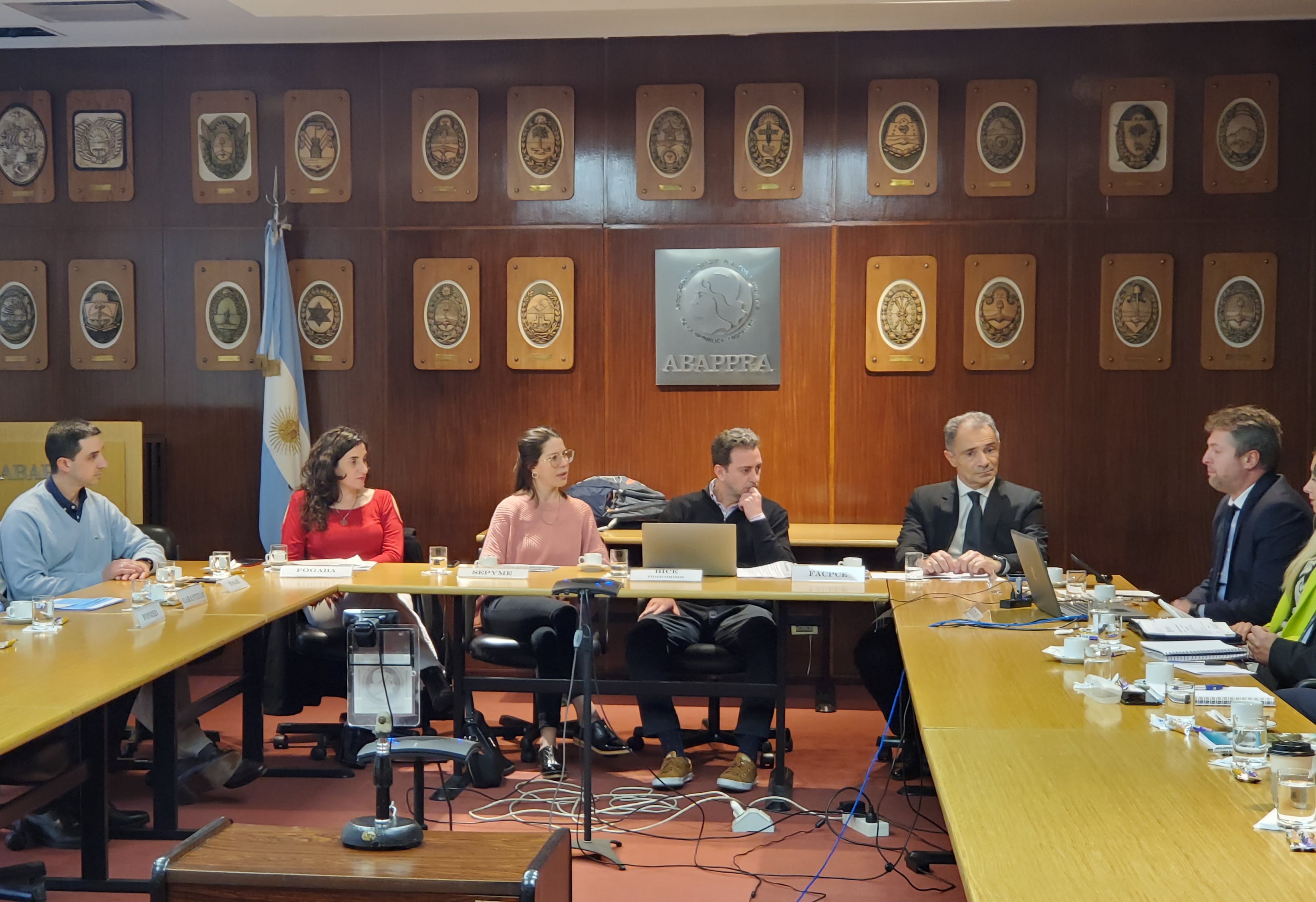 FOGAR presentó en la Asociación de bancos públicos y privados de la República Argentina el paper “Sistema de Garantías Argentino”